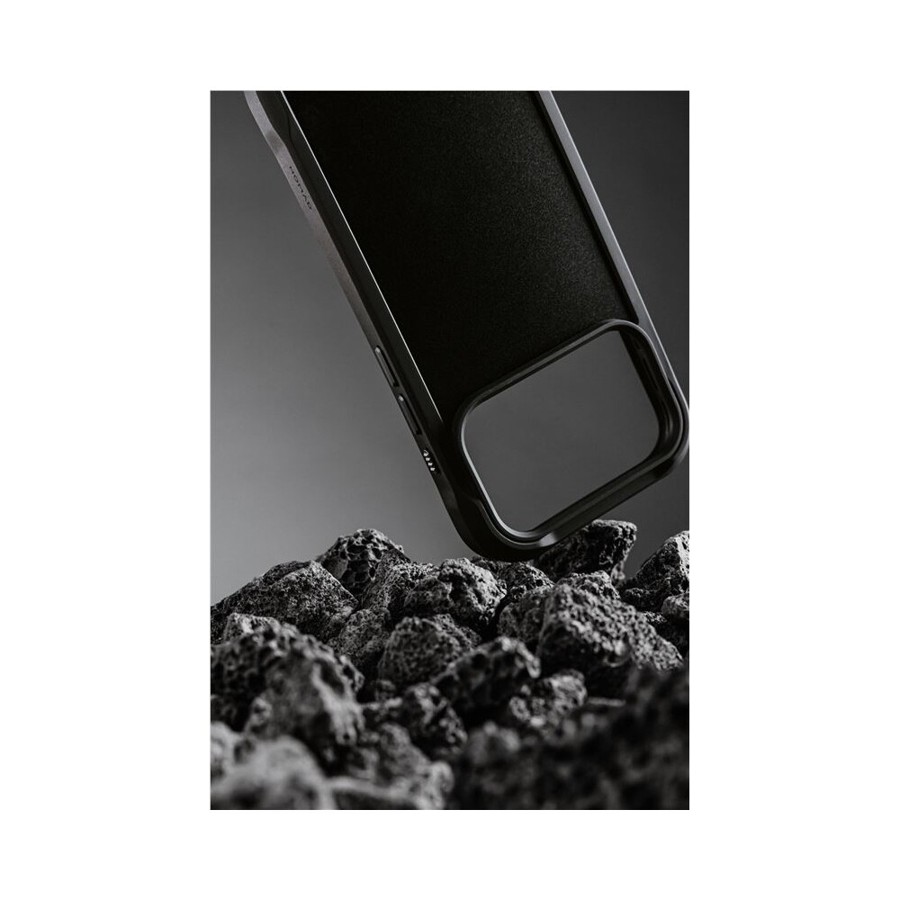 Nomad-Rugged-Leather-Case-Horween-MagSafe-kozeny-kryt-iPhone-17-Pro-Max-Black