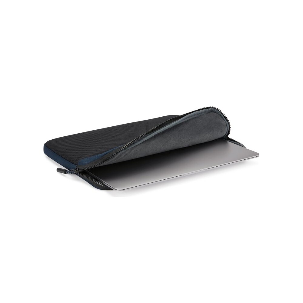 Pipetto-Expand-Sleeve-pouzdro-MacBook-Pro-14-MacBook-Air-13-6-tmave-modre