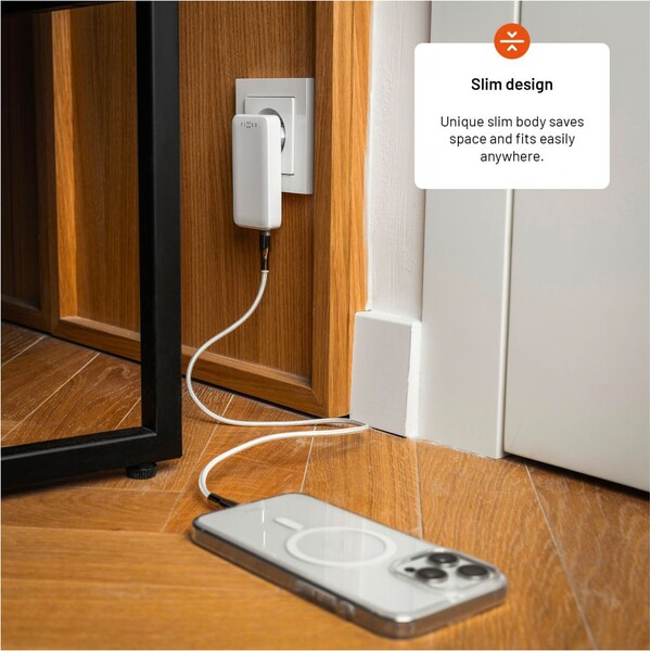 FIXED-Slim-Traveller-GaN-cestovni-nabijecka-s-2x-USB-C-a-adaptery-45W-bila