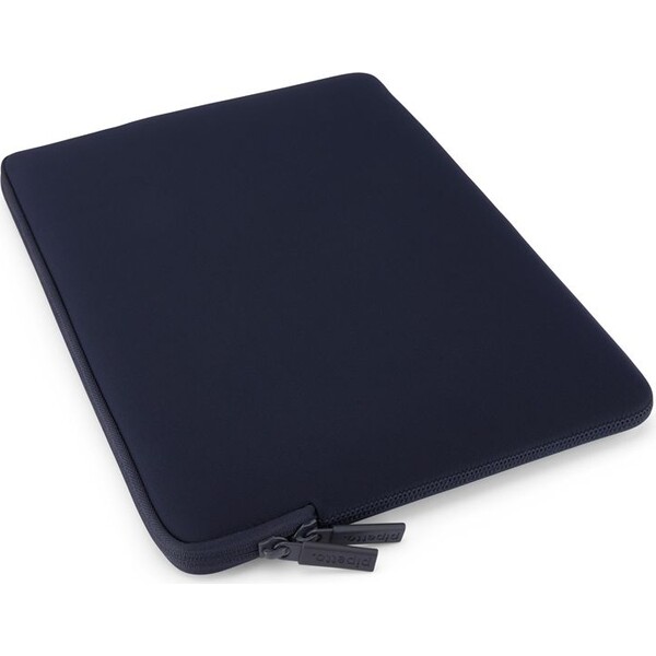 Pipetto-Classic-Fit-Sleeve-V2-pouzdro-pro-MacBook-14-13-tmave-modre