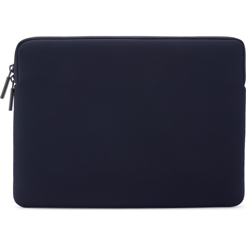 Pipetto-Classic-Fit-Sleeve-pouzdro-pro-MacBook-Neo-13-tmave-modre