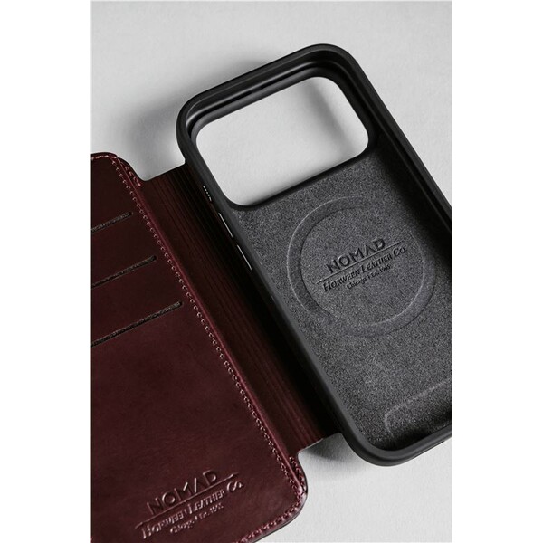 Nomad-Modern-Leather-Folio-Horween-MagSafe-kozene-pouzdro-iPhone-17-Pro-Max-Burgundy