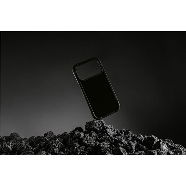 Nomad-Rugged-Leather-Case-Horween-MagSafe-kozeny-kryt-iPhone-17-Pro-Max-Black