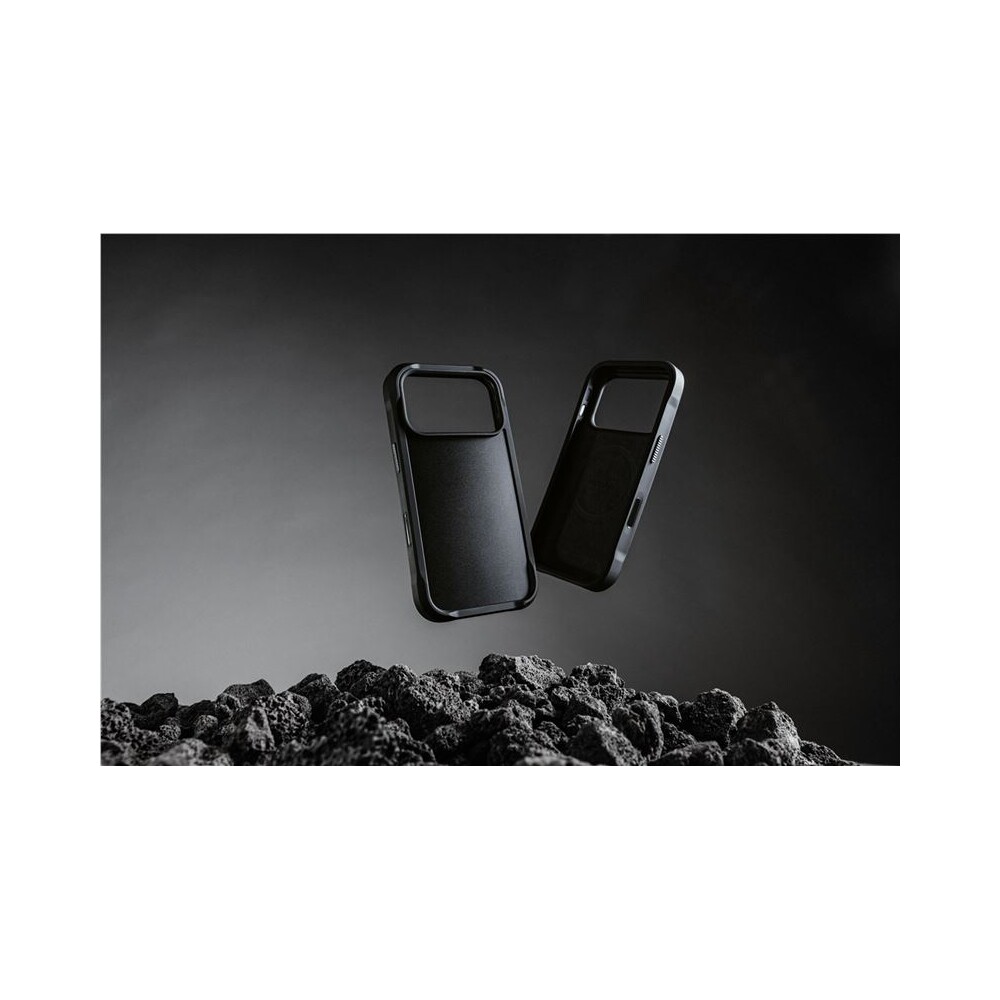 Nomad-Rugged-Leather-Case-Horween-MagSafe-kozeny-kryt-iPhone-17-Pro-Black