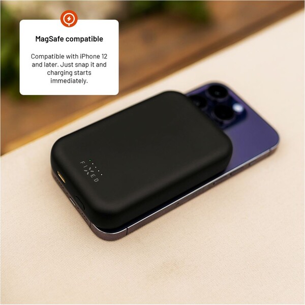 FIXED-MagZen-powerbanka-s-bezdratovym-nabijenim-a-Magsafe-10000-mAh-cerna