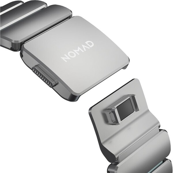 Nomad-Stratos-Band-FKM-reminek-Apple-Watch-45-46-49mm-Natural-Titanium-Icy-Blue