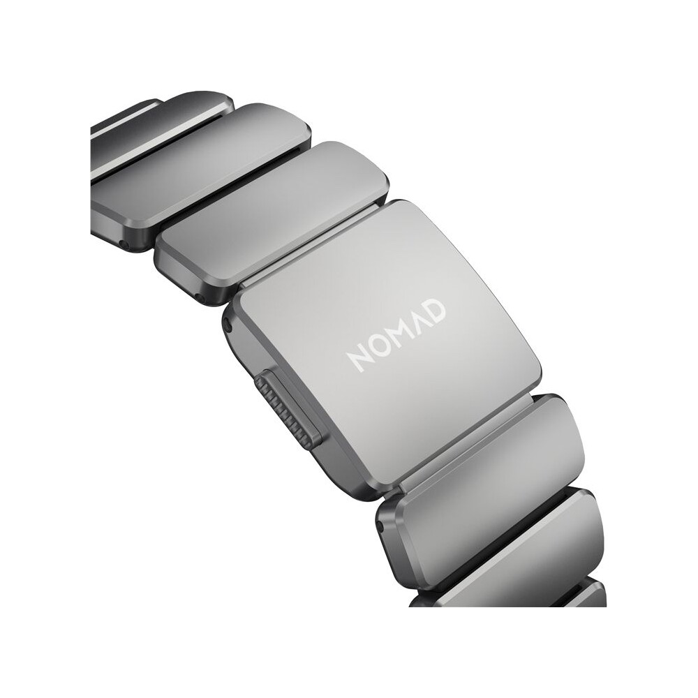 Nomad-Stratos-Band-FKM-reminek-Apple-Watch-45-46-49mm-Natural-Titanium-Black