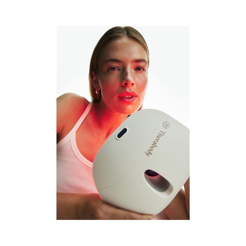 Therabody-TheraFace-Mask-Glo-LED-pletova-maska