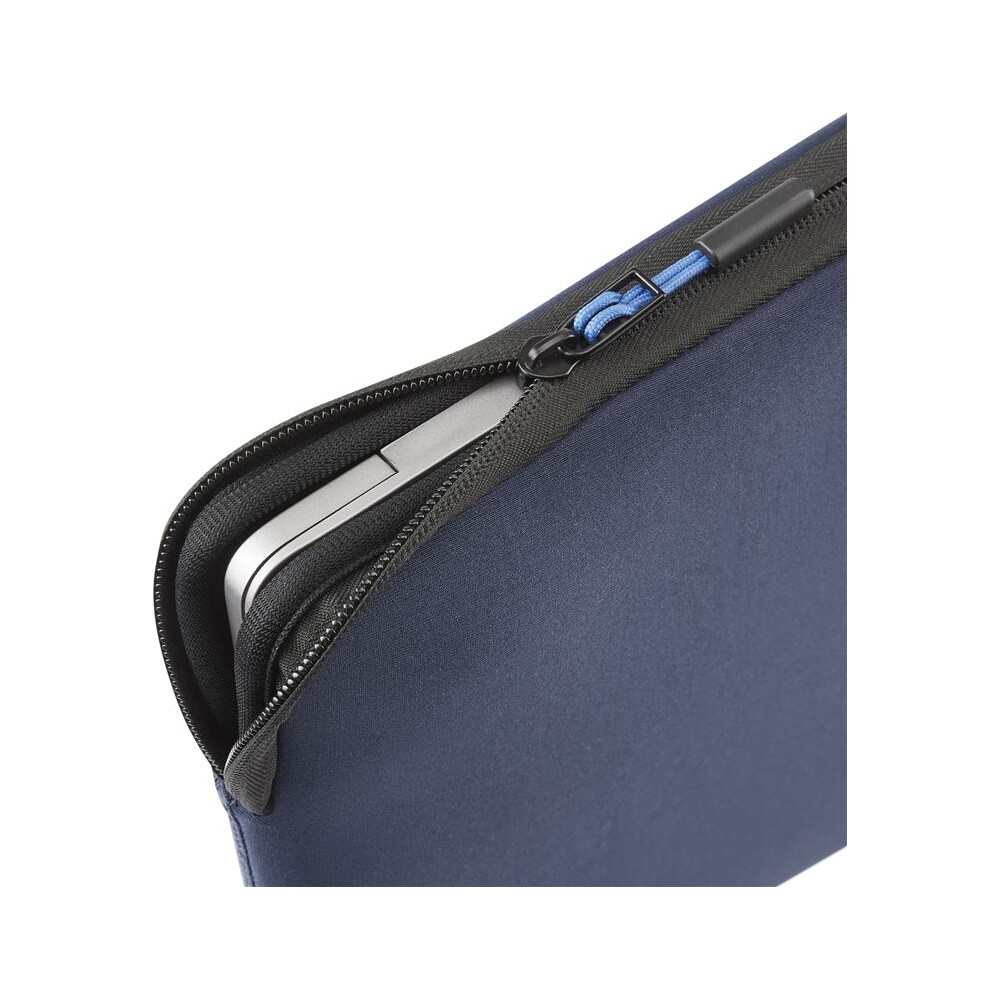 Pipetto-Classic-Fit-Sleeve-pouzdro-pro-MacBook-14-13-modre