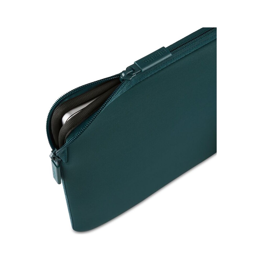 Pipetto-Classic-Fit-Sleeve-pouzdro-pro-MacBook-14-13-tmave-modrozelene