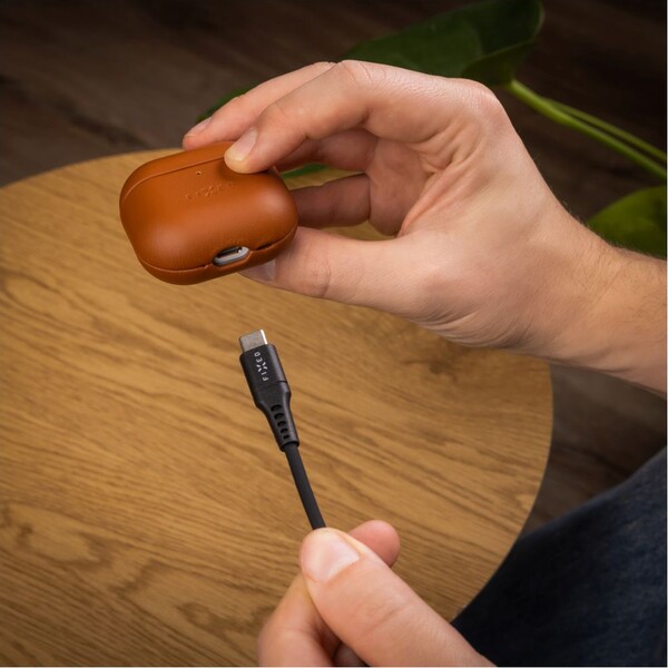 FIXED-PodsLeather-kozene-pouzdro-pro-Apple-AirPods-4-hnede