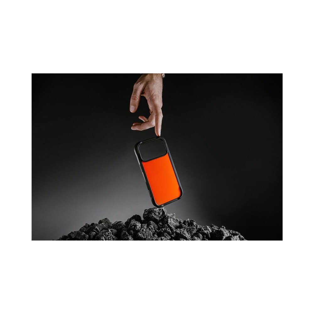 Nomad-Rugged-Case-MagSafe-kryt-iPhone-17-Pro-Ultra-Orange