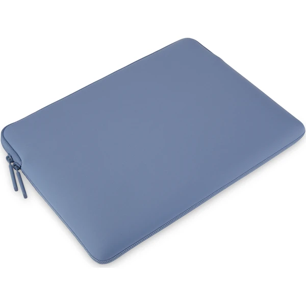 Pipetto-Classic-Fit-Sleeve-pouzdro-pro-MacBook-Neo-13-fialove