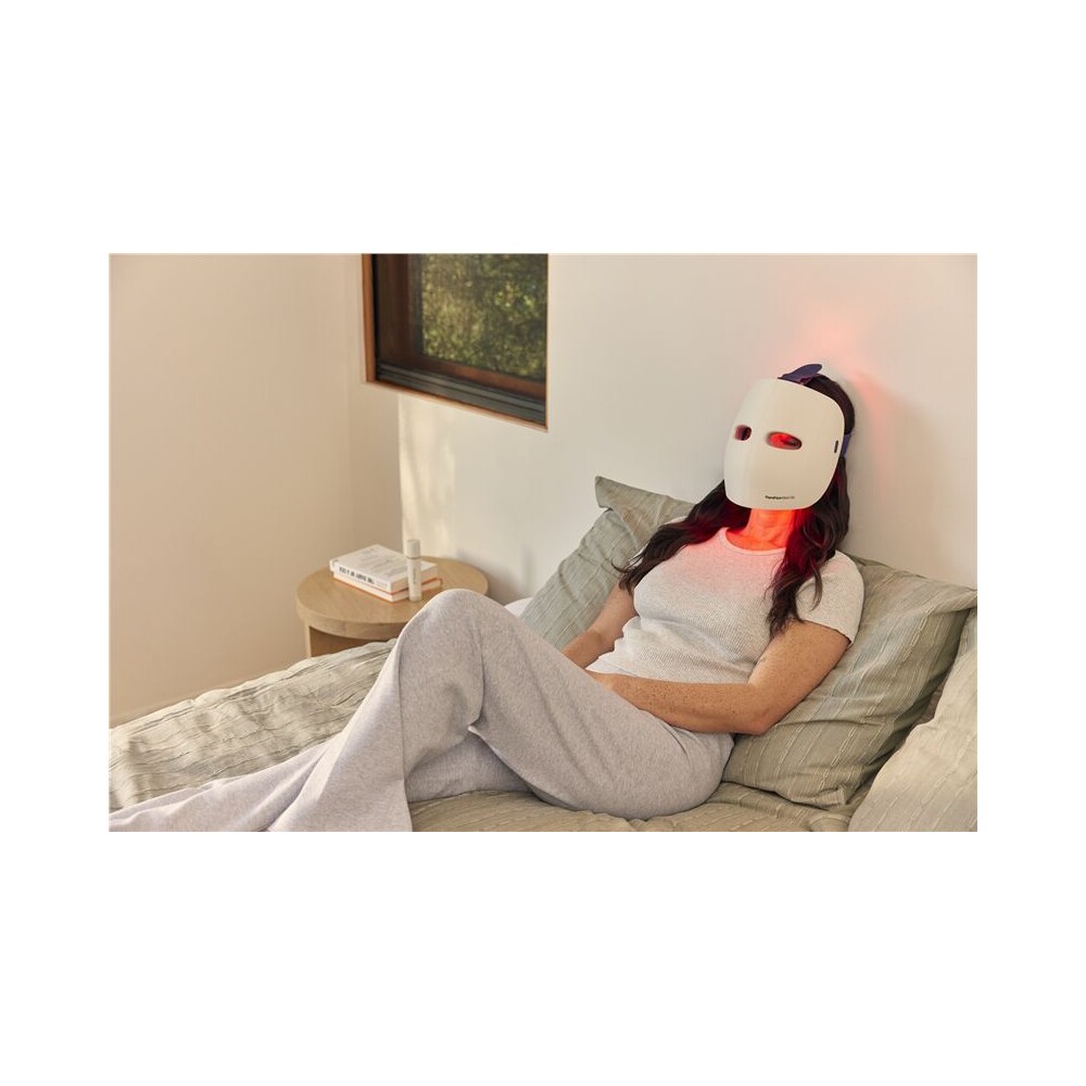 Therabody-TheraFace-Mask-Glo-LED-pletova-maska