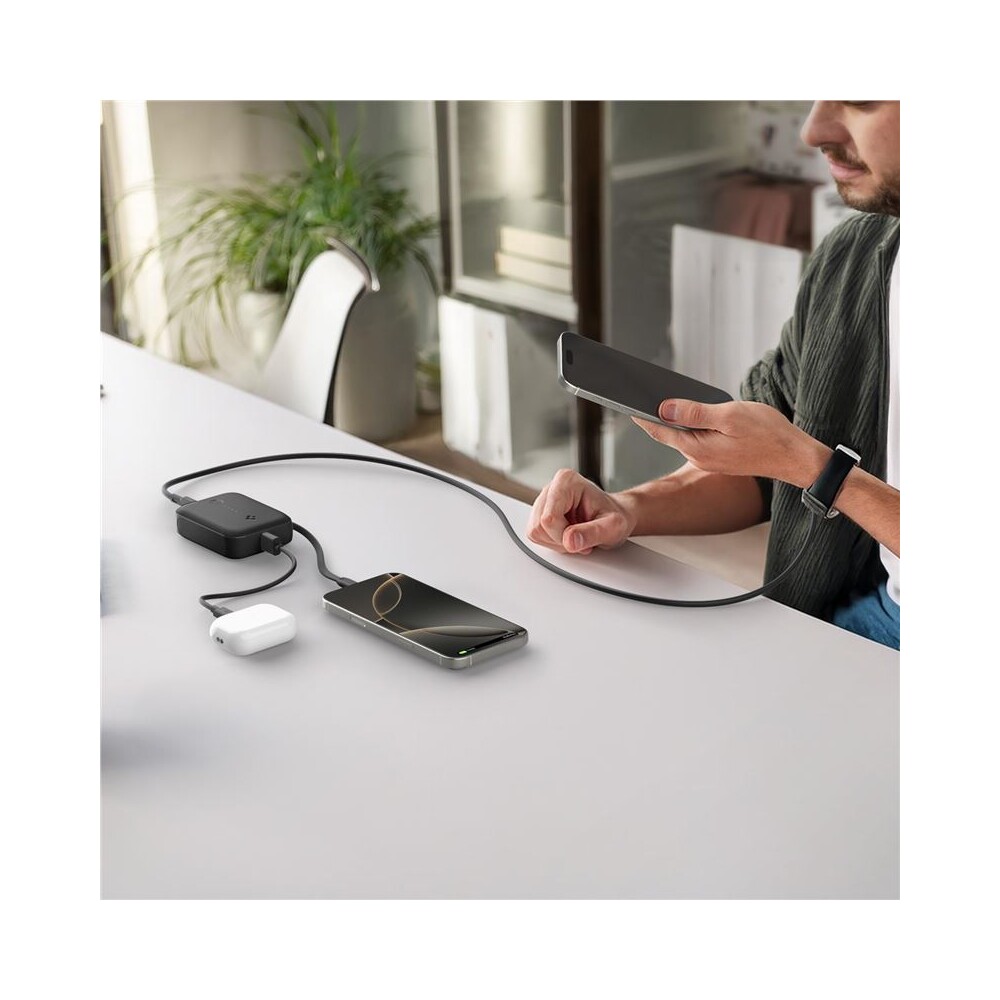 Spigen-Essential-powerbanka-s-kabelem-10000-mAh-30W-cerna-EA3010BT-