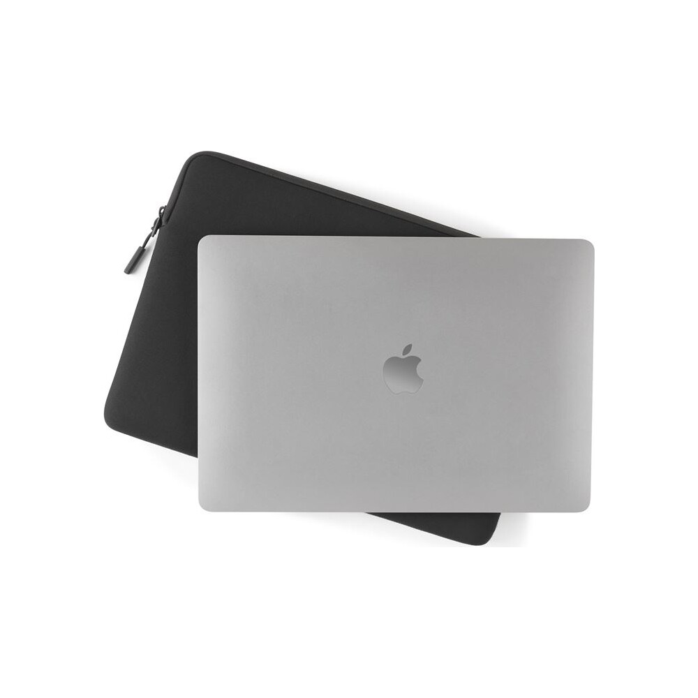 Pipetto-Classic-Fit-Sleeve-pouzdro-pro-MacBook-14-13-cerne