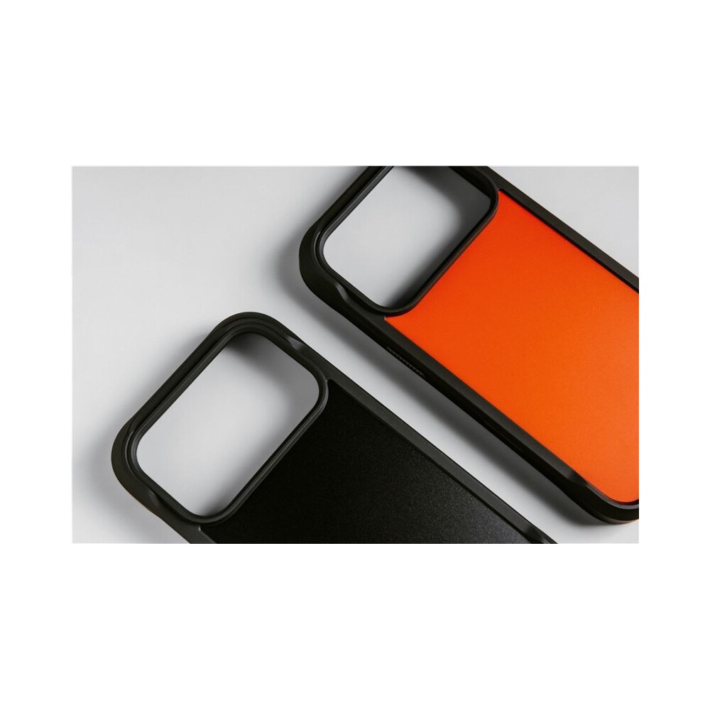 Nomad-Rugged-Case-MagSafe-kryt-iPhone-17-Pro-Max-Black