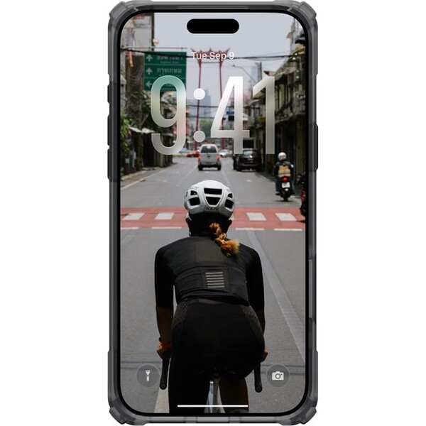 UAG-Plasma-XTE-Magsafe-kryt-iPhone-17-Pro-Max-kourovy-titanovy