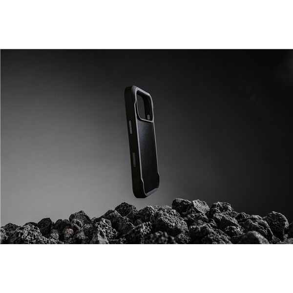 Nomad-Rugged-Leather-Case-Horween-MagSafe-kozeny-kryt-iPhone-17-Pro-Black