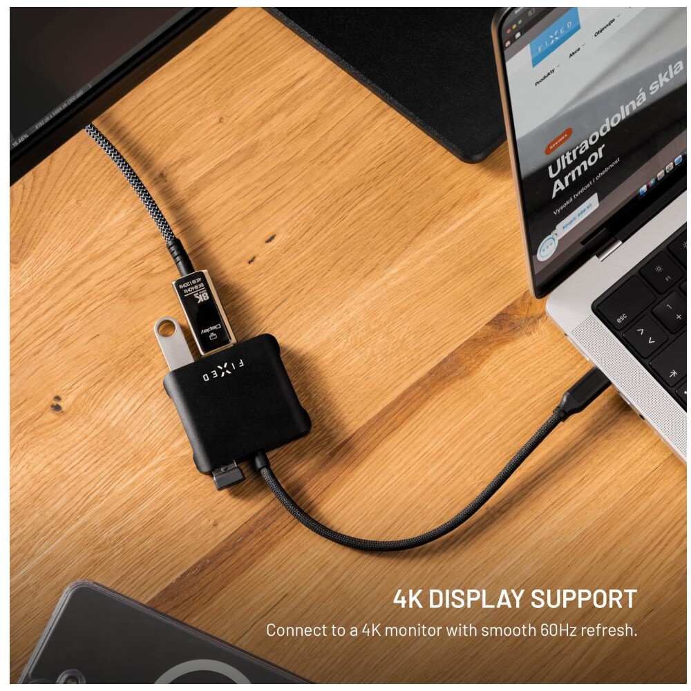 FIXED-HUB-Quadri-hlinikovy-USB-C-hub-pro-notebooky-140W-PD-3-1-vesmirne-cerny