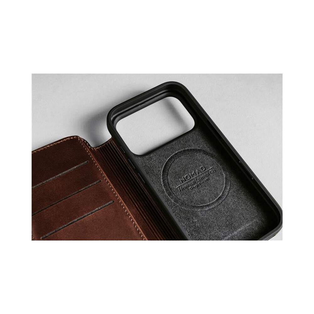 Nomad-Modern-Leather-Folio-Horween-MagSafe-kozene-pouzdro-iPhone-17-Pro-Rustic-Brown