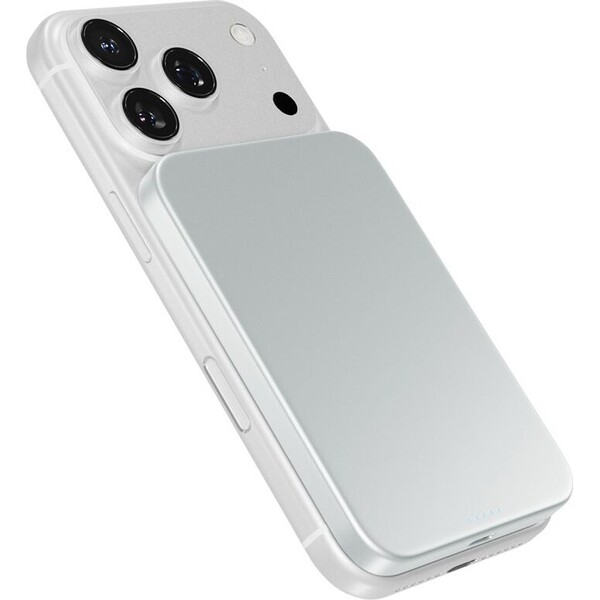 iWant-by-Epico-UltraPack-Qi2-Slim-5000mAh-hlinikova-Mag-bezdratova-powerbanka-stribrna