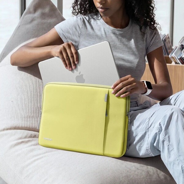 tomtoc-Defender-A13-sleeve-pouzdro-13-MacBook-Neo-zlute