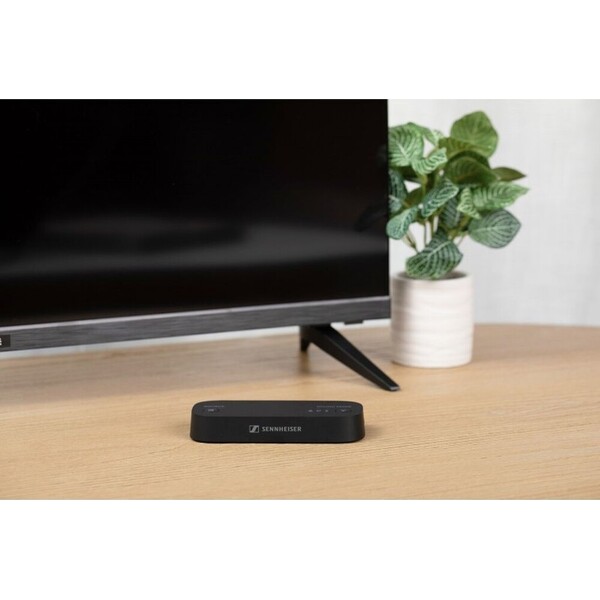 Sennheiser-BTA1-TV-Transmitter-cerny