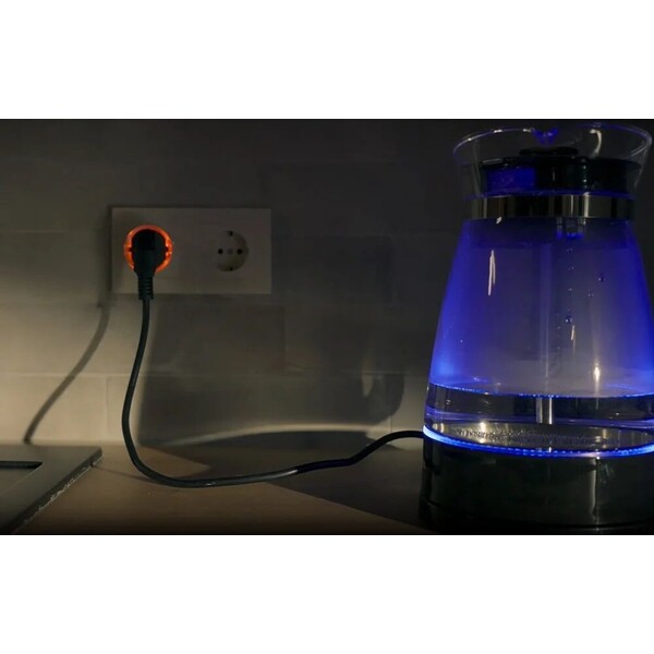 Shelly-Plug-S-Gen3-chytra-zasuvka-bila