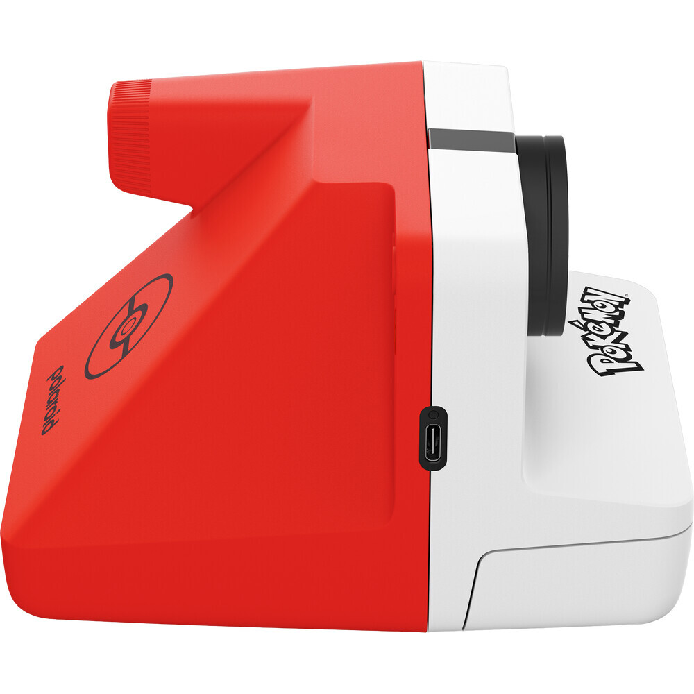 Polaroid-Now-Gen-3-Pokemon-Pokeball-Edition