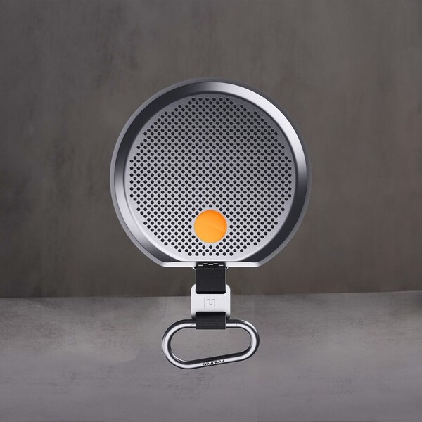 Mondo-Speaker-Small-metalicky-sedy