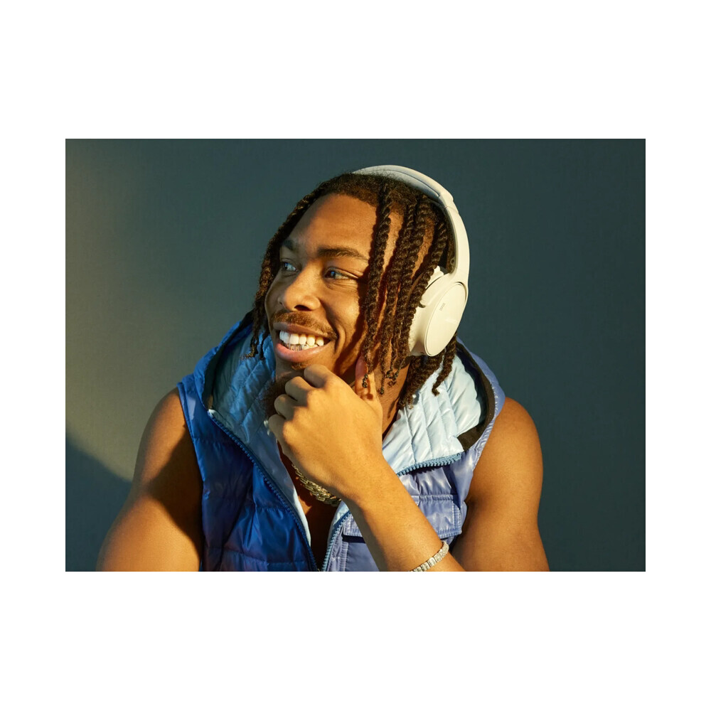 Bose-QuietComfort-Headphones-nahlavni-sluchatka-bila