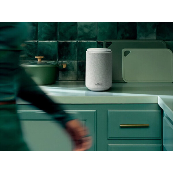 Bose-Lifestyle-Ultra-Speaker-reproduktor-bily
