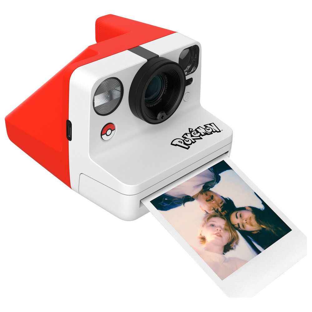 Polaroid-Now-Gen-3-Pokemon-Pokeball-Edition