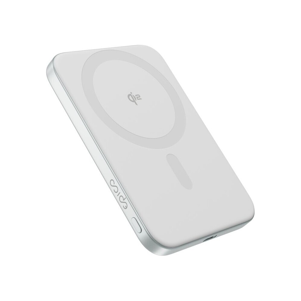 iWant-by-Epico-UltraPack-Qi2-Slim-5000mAh-hlinikova-Mag-bezdratova-powerbanka-stribrna