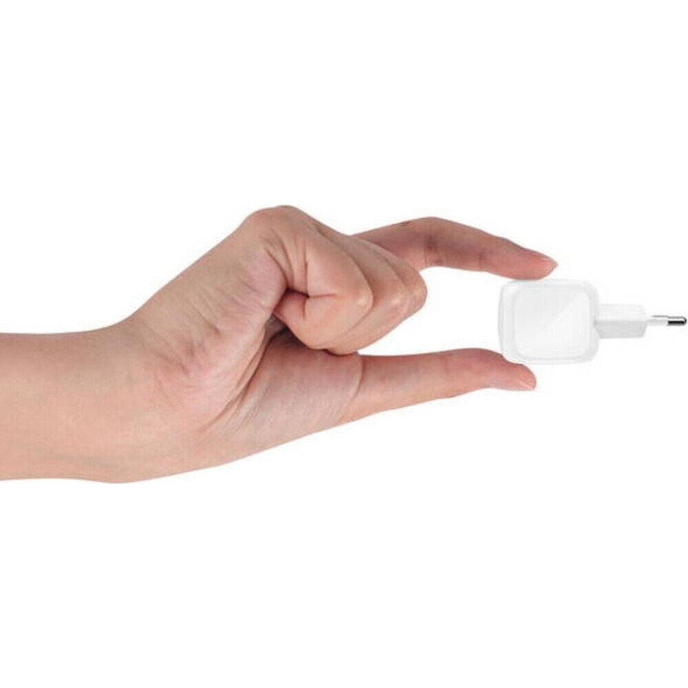 Belkin-BOOST-CHARGE-45W-USB-C-Power-Delivery-PPS-nabijecka-bila