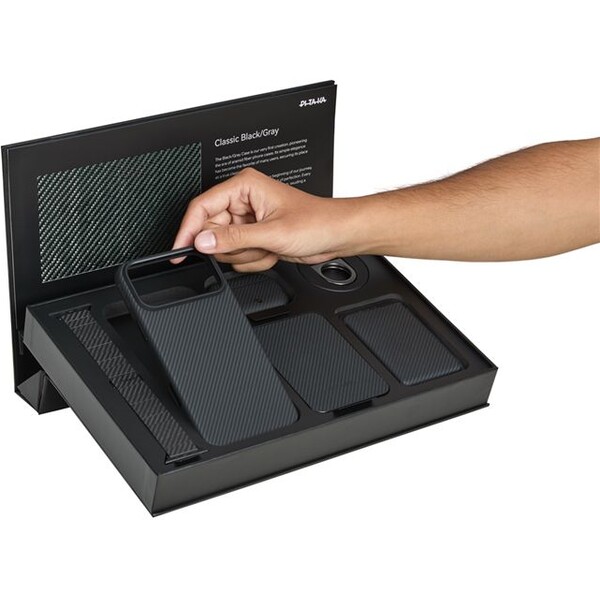 Pitaka-Gift-Box-premiovy-darkovy-balicek-pro-iPhone-17-Pro-Max-Classic-Black-Collection