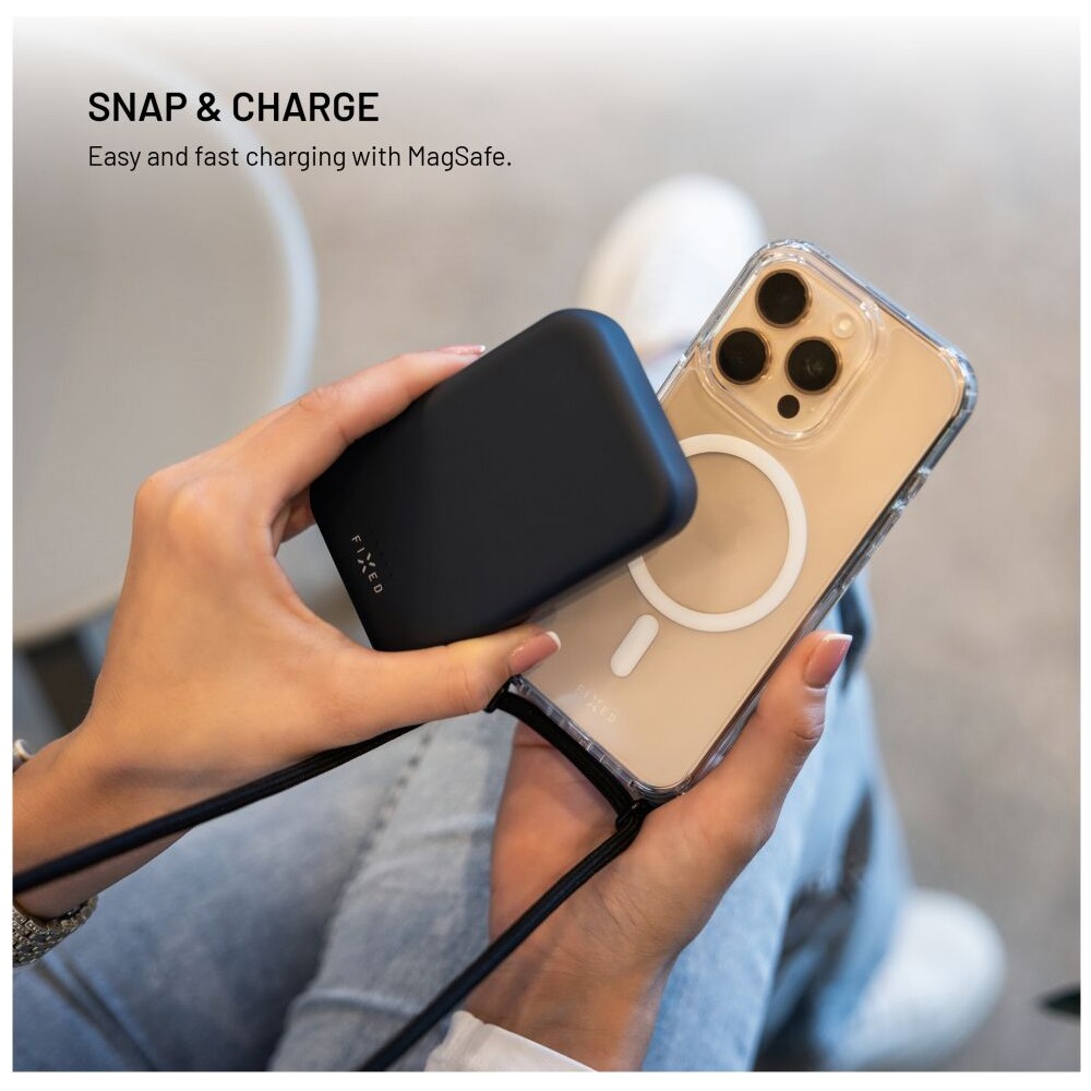 FIXED-MagPure-Neck-kryt-s-cernou-snurkou-na-krk-pro-Apple-iPhone-17