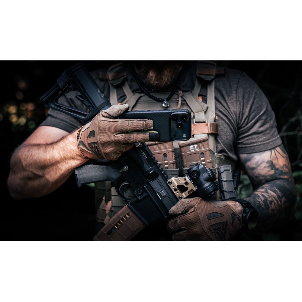 Tactical-MagForce-Aramid-kryt-Apple-iPhone-17-cerny