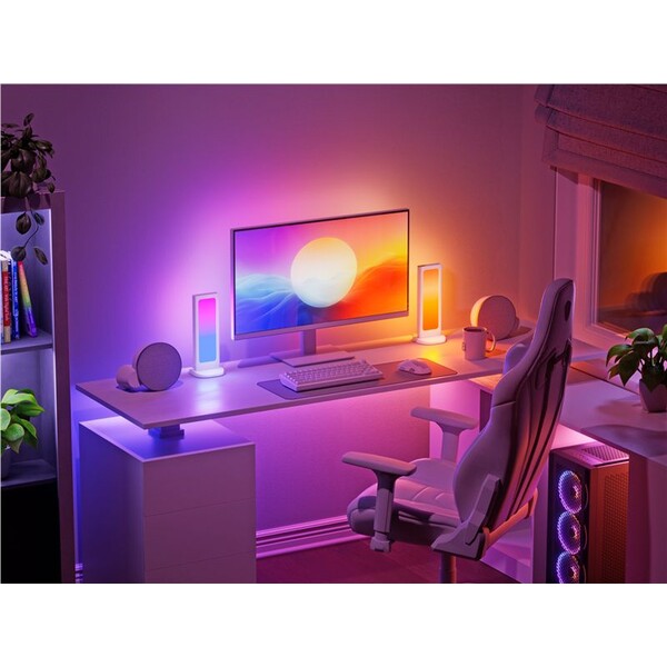 Nanoleaf-Pegboard-Desk-Dock-stolni-dokovaci-stanice-bila
