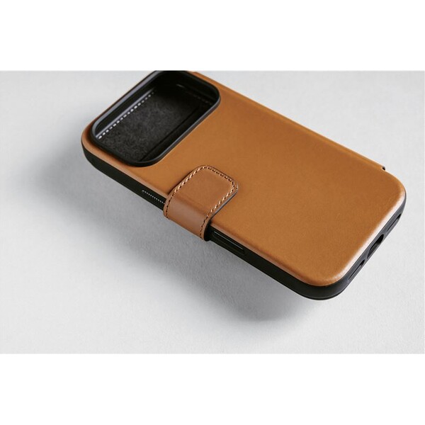 Nomad-Modern-Leather-Folio-MagSafe-kozene-pouzdro-iPhone-17-Pro-Max-English-Tan