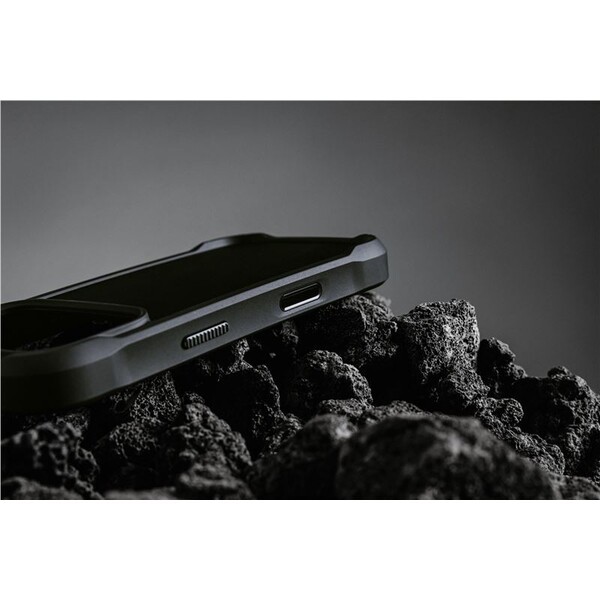 Nomad-Rugged-Leather-Case-Horween-MagSafe-kozeny-kryt-iPhone-17-Pro-Max-Black