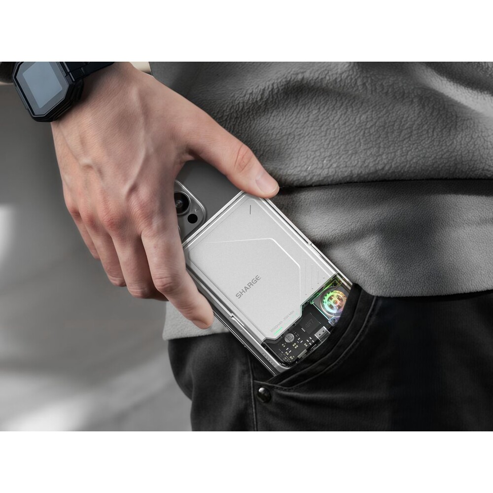SHARGE-IceMag-2-Qi2-MagSafe-powerbanka-s-aktivnim-chlazenim-seda