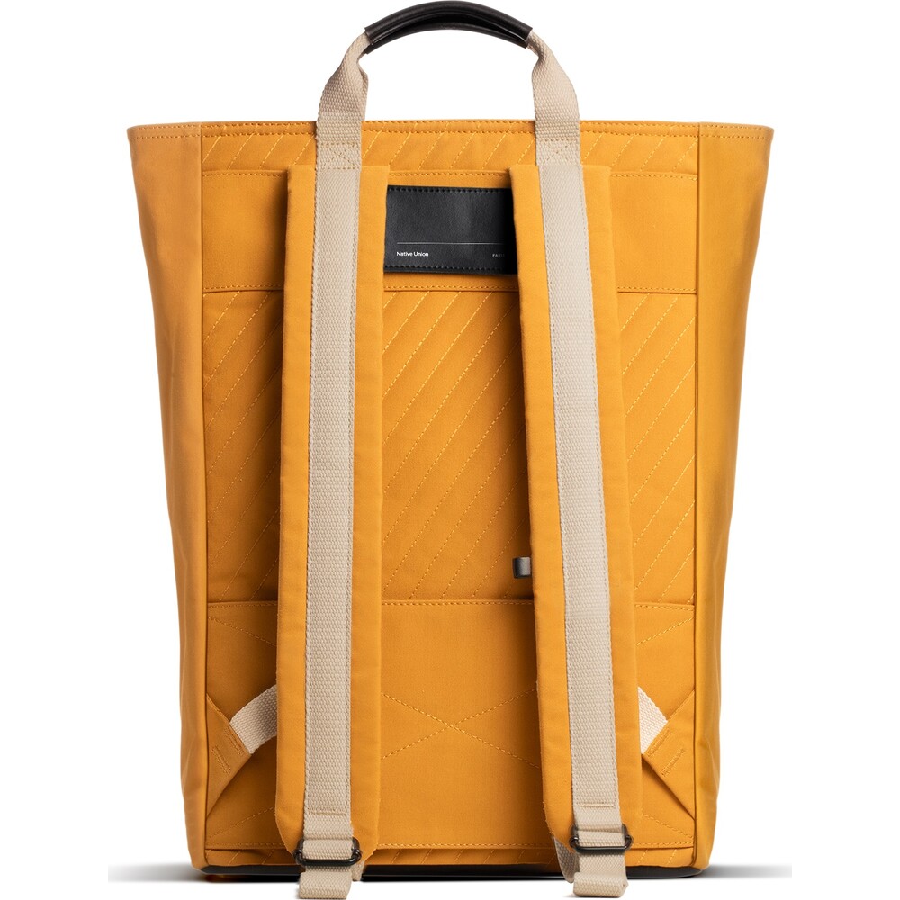 Native-Union-WFA-Backpack-batoh-ze-100-recyklovaneho-platna-kraft