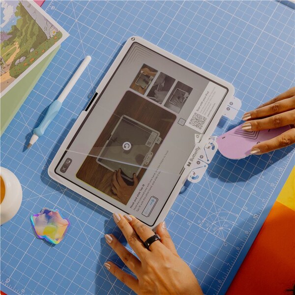 Paperlike-Screen-Protector-3-folie-na-psani-a-kresleni-iPad-10-2-2019-2020-2021-2-ks