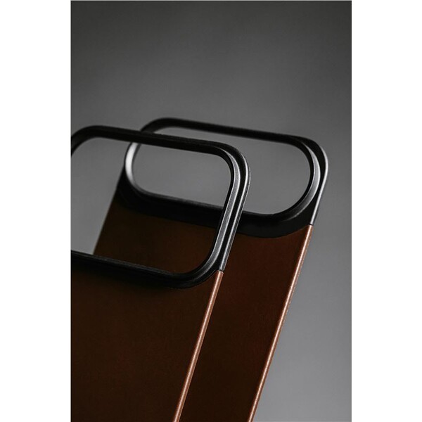 Nomad-Magnetic-Leather-Back-Horween-Magsafe-kozeny-kryt-iPhone-17-Pro-Black