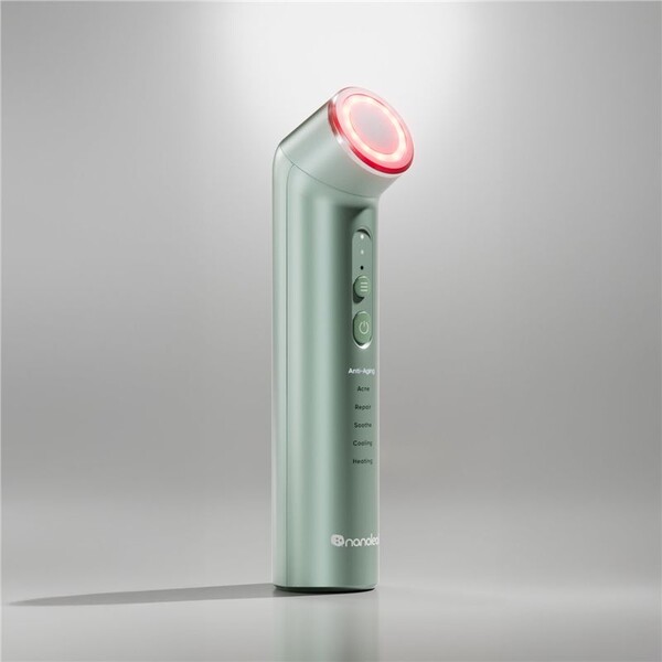 Nanoleaf-6v1-Light-Therapy-Wand-svetelna-terapeuticka-hulka-zelena