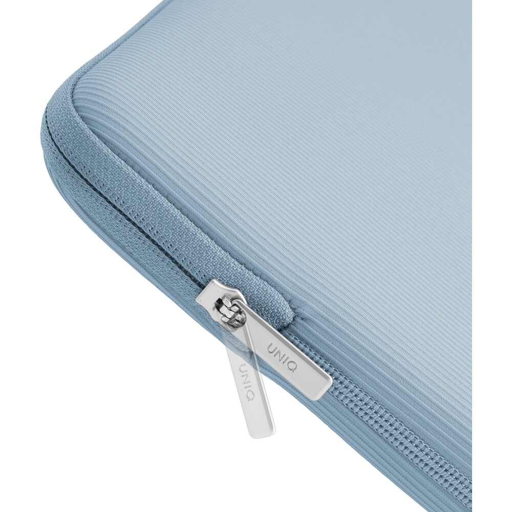 UNIQ-Cyprus-Ridge-Edition-neoprenove-pouzdro-pro-MacBook-notebook-13-14-Sky-Blue