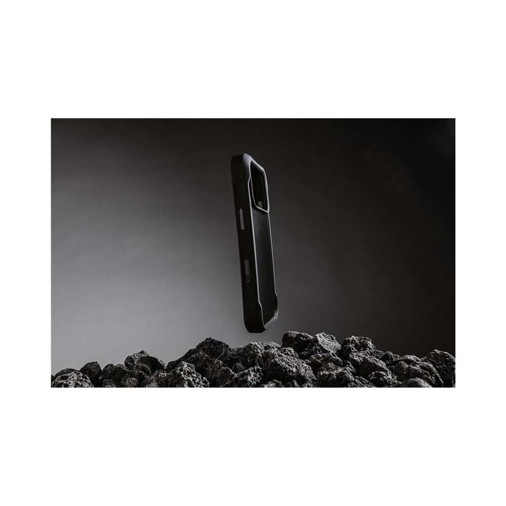Nomad-Rugged-Leather-Case-Horween-MagSafe-kozeny-kryt-iPhone-17-Pro-Black